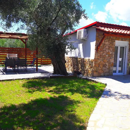 Salonikiou & Appartement