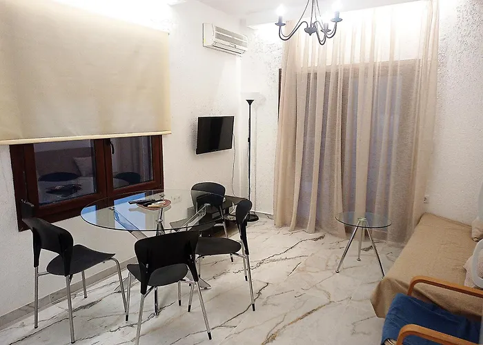 Appartamento Salonikiou & *
