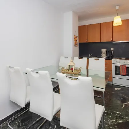 Salonikiou & Apartment